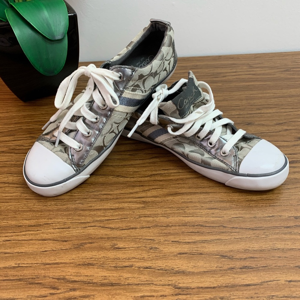 Coach Shoes - Picture 8 of 8